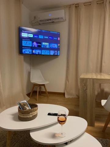 Studio 33 M2 , Climatise, Parking Exterieur Prive Gratuit Amélie-les-Bains-Palalda المظهر الخارجي الصورة